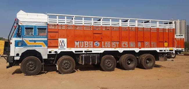 10 Tyre Open Body Truck